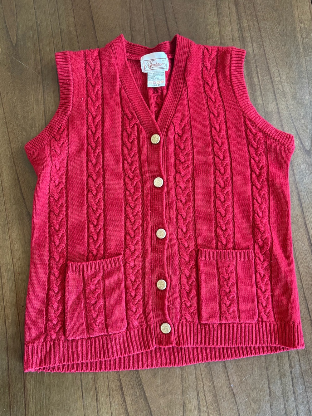 Women's Cable Knit Button-Front Sweater Vest - Pink